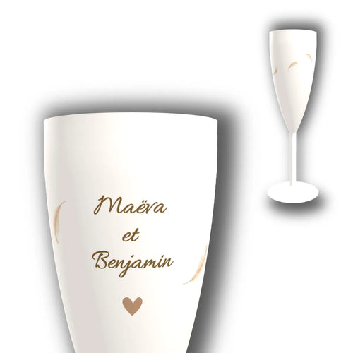 Flûte à champagne personnalisée Plumes & Cœur — vue d'ensemble et gros plan du design