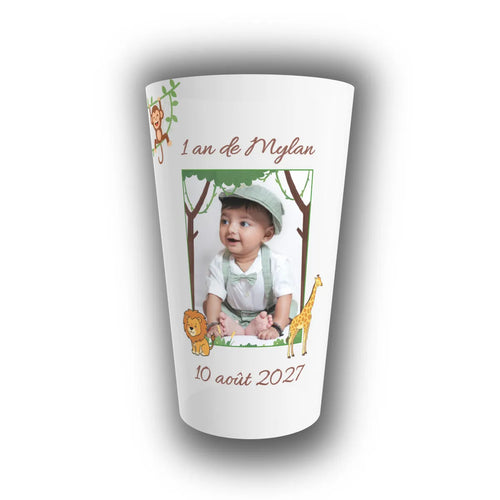 Gobelet réutilisable personnalisé pour anniversaire enfant, translucide, décor jungle avec lion, girafe et singe autour de la photo et du prénom
