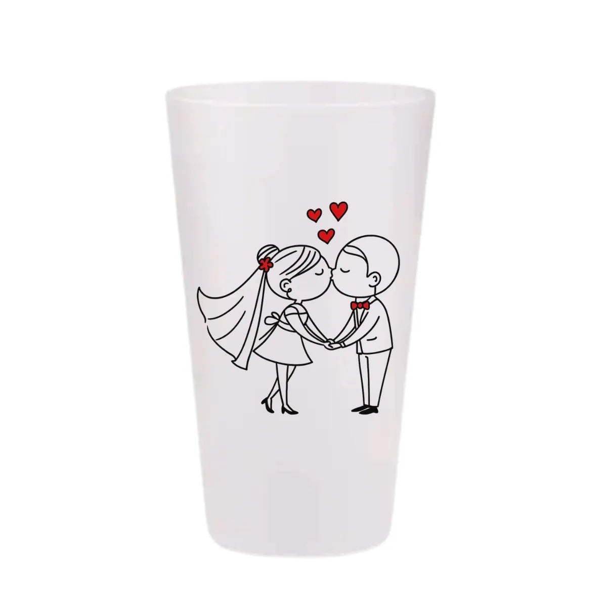 Gobelet de mariage personnalisé avec une illustration style dessin de couple de mariés s'embrassant avec des cœurs rouges.