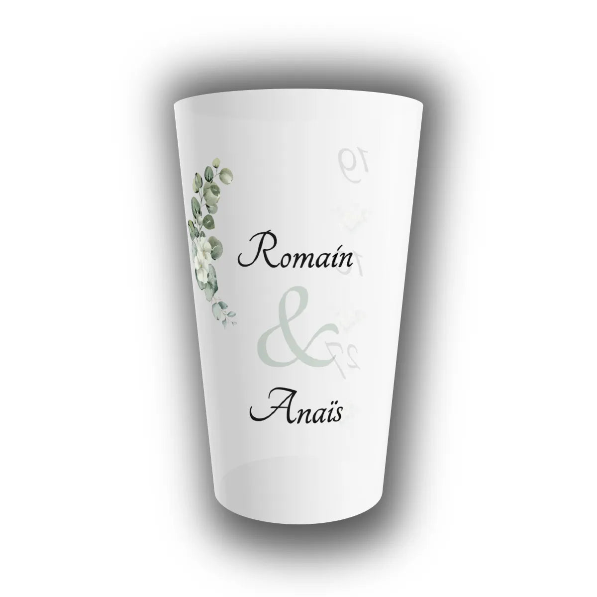 Gobelet réutilisable personnalisé mariage translucide, motif eucalyptus et roses blanches, prénoms des mariés avec date en filigrane