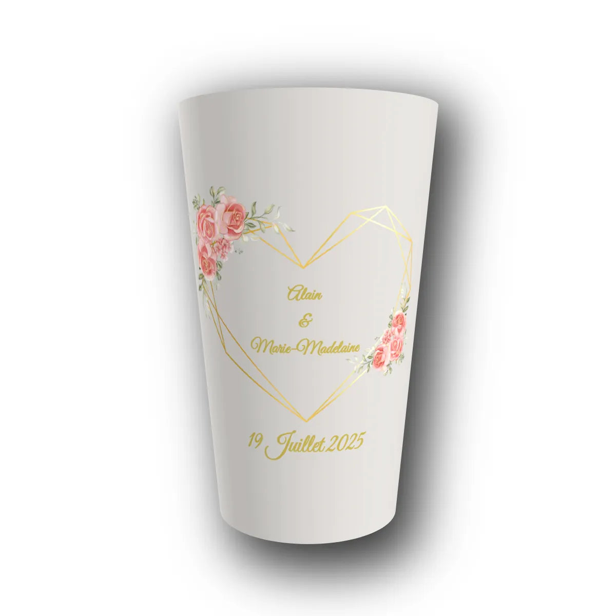 Gobelet réutilisable personnalisé mariage, cœur doré et roses, rendu 3D
