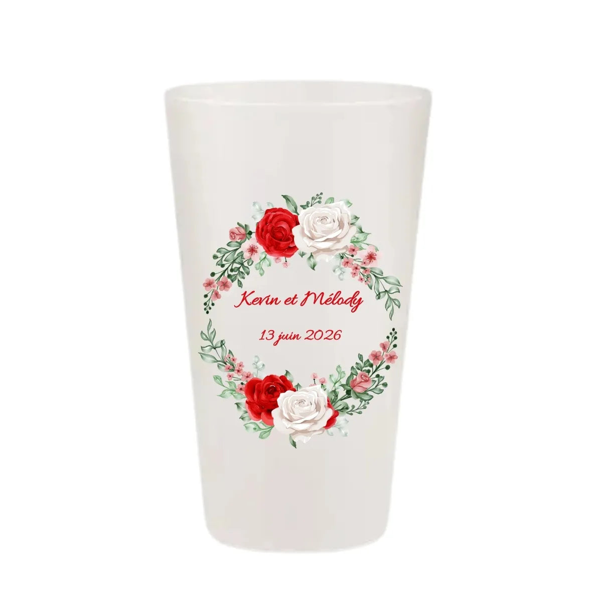 Gobelet mariage personnalisé orné d'une couronne de roses rouges et blanches.