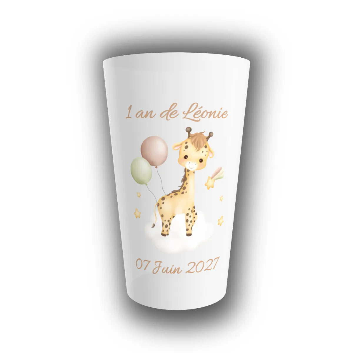 Gobelet réutilisable personnalisé translucide, motif girafe pastel sur un nuage avec ballons, prénom de l'enfant « 1 an » et date d'anniversaire