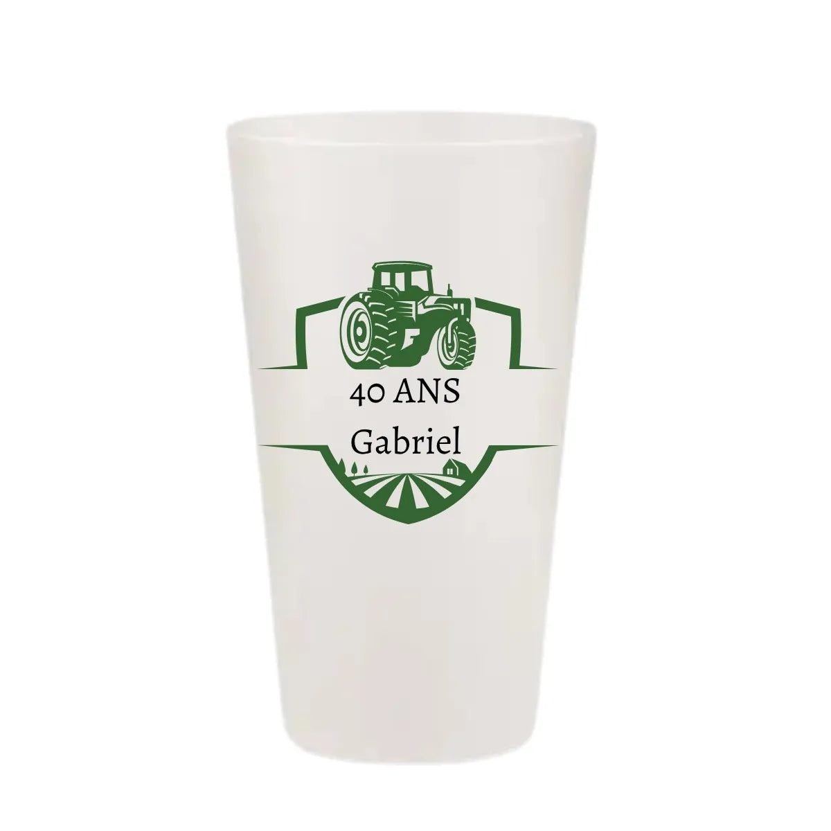 Gobelet anniversaire personnalisé avec un logo de tracteur vert et un blason champêtre.