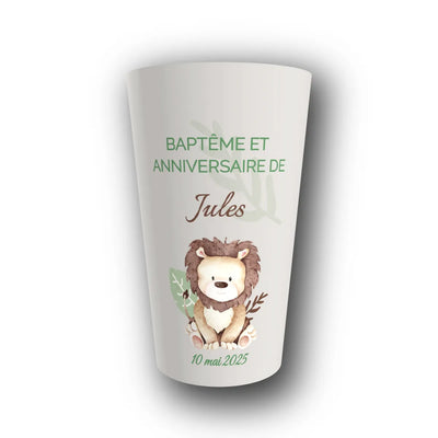 Gobelet réutilisable personnalisé baptême, petit lion de la savane, rendu 3D