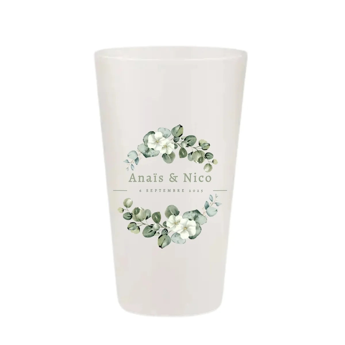 Gobelet mariage personnalisé avec une couronne d'eucalyptus et fleurs blanches.